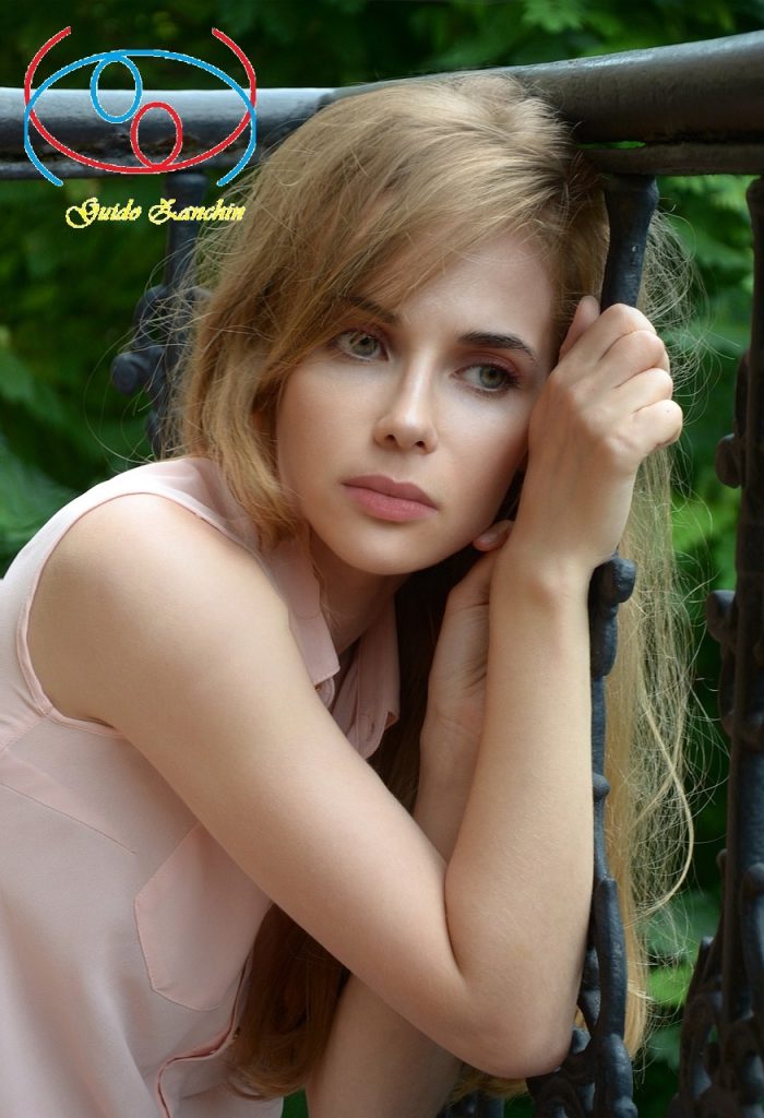 donna triste