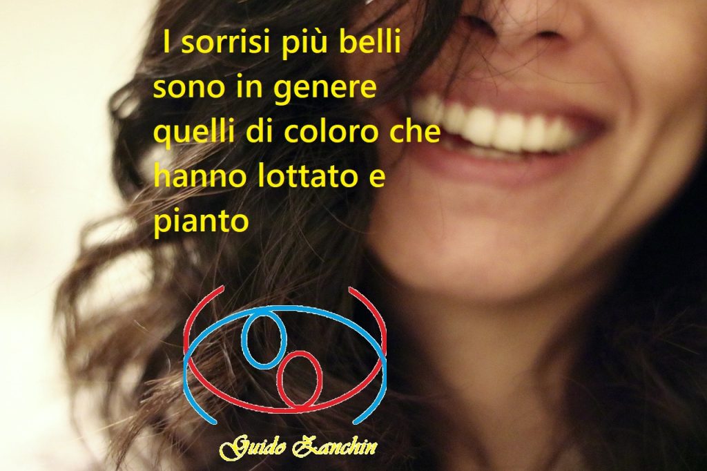 foto sorriso di donna, successo