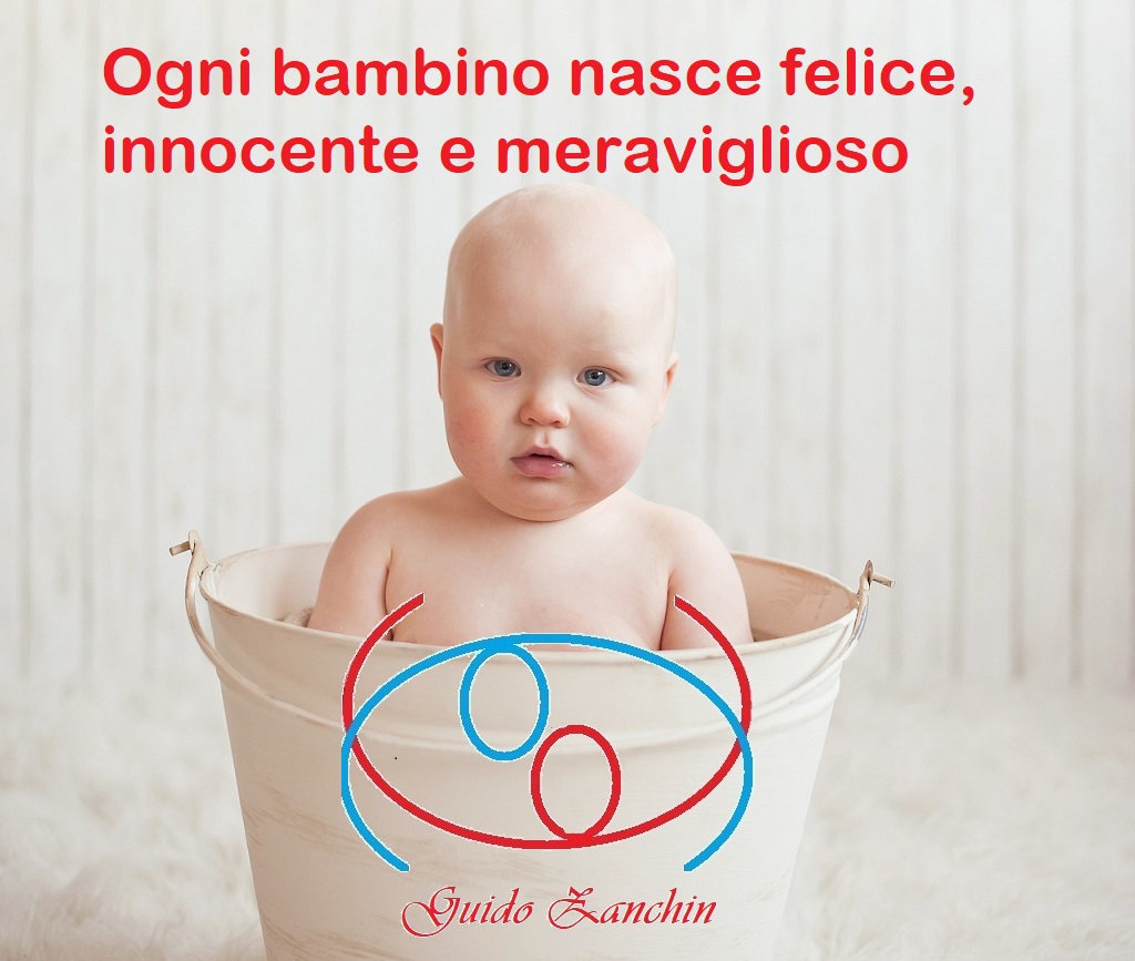 bambino felice: qui ed ora