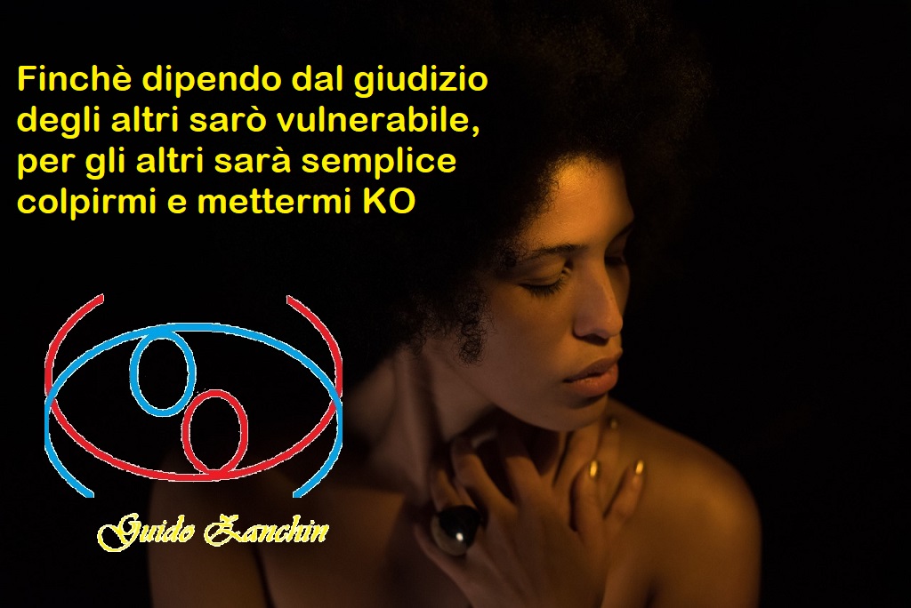 Essere dipendenti dai giudizi esterni