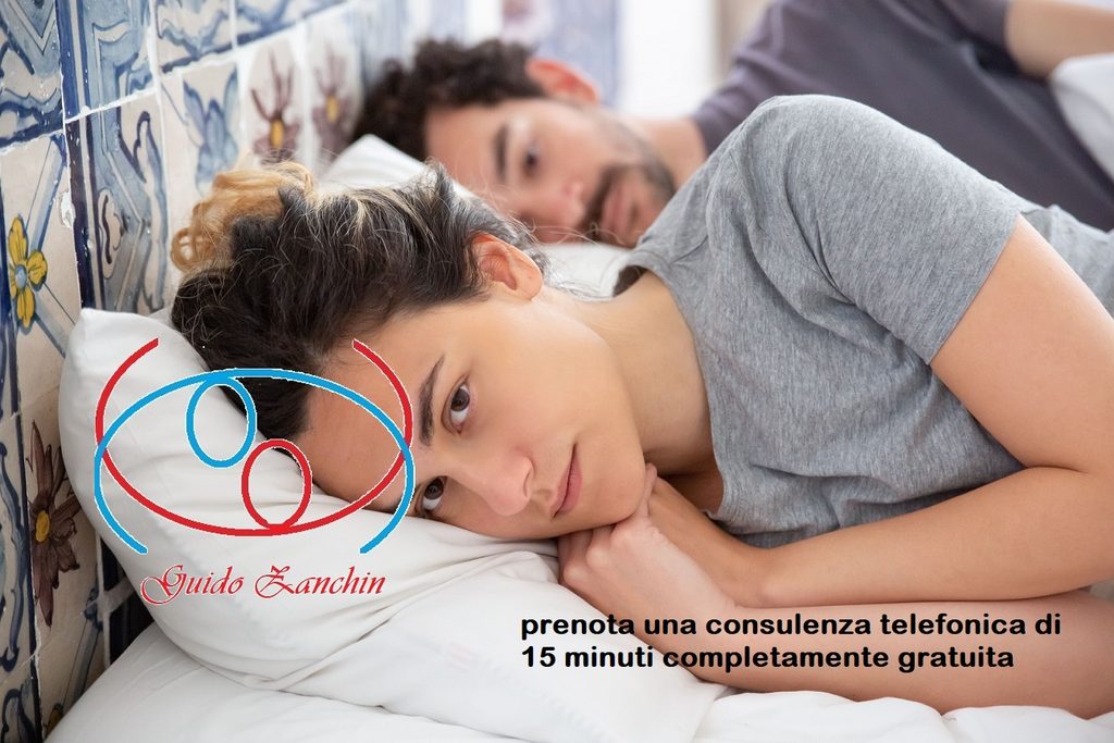 L’ansia da prestazione e il silenzio che ne consegue: quando sotto le coperte si smette di parlarsi 2 il corpo si blocca, anche le parole